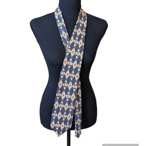Geoffrey Beene diamond pattern silk tie contemporary print, novelty print